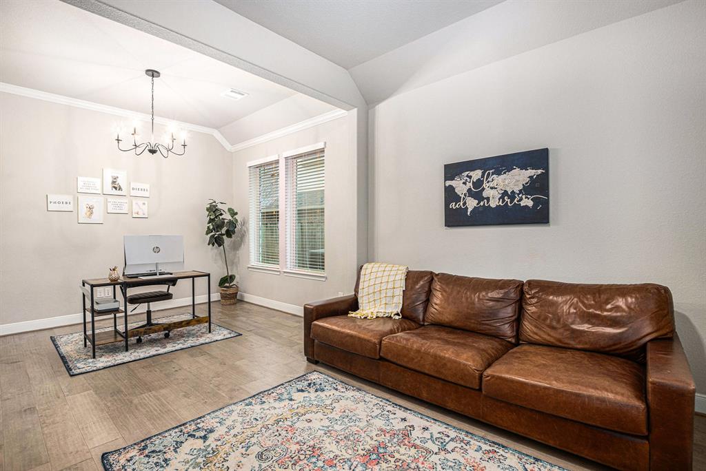 3423 Crescent Vista Drive