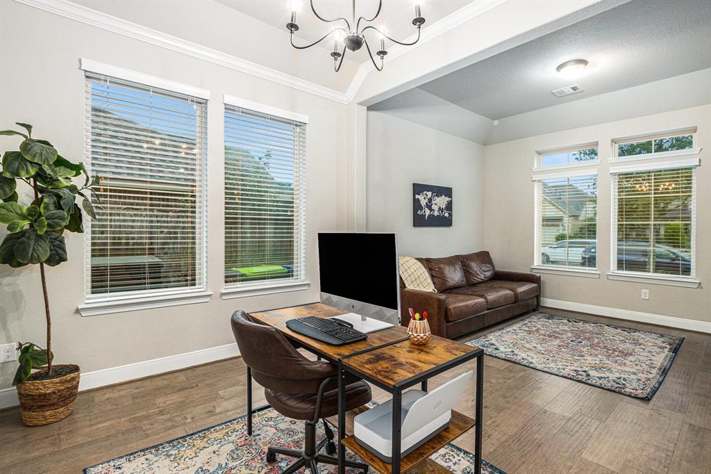 3423 Crescent Vista Drive