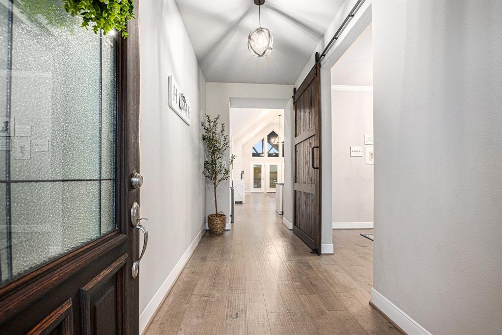 3423 Crescent Vista Drive