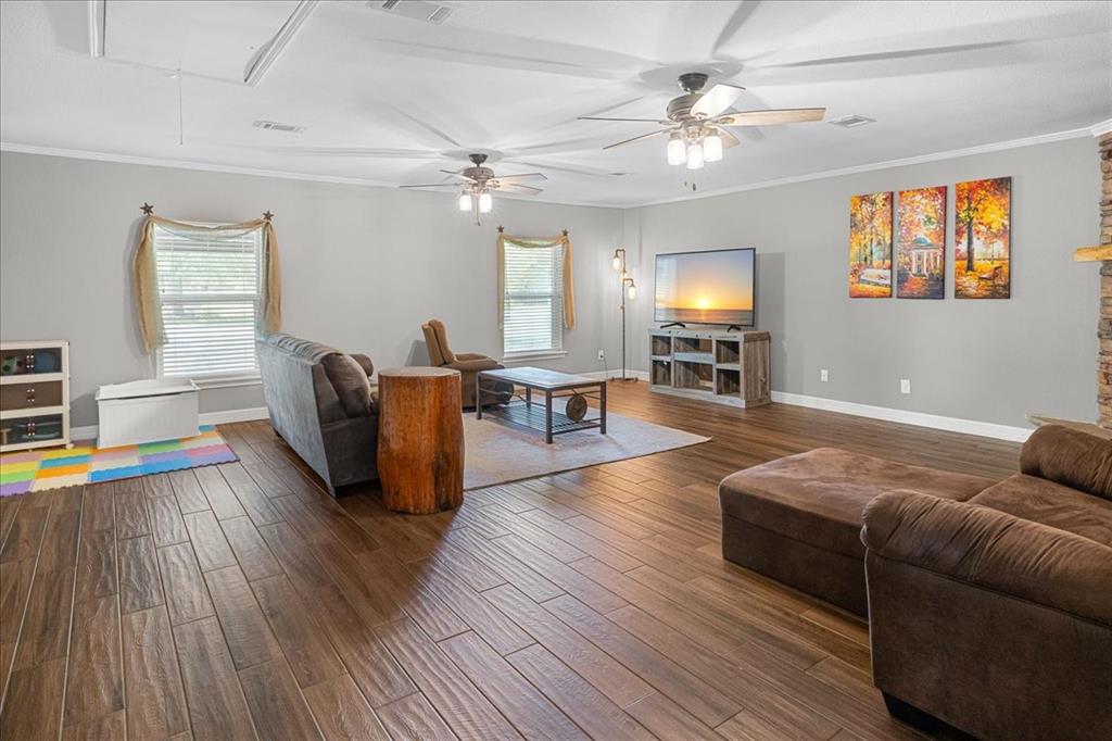 548 Meadowcroft Lane, Winnie, Texas image 10