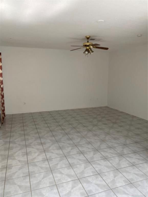5611 Brookglen Drive, Houston, Texas image 20