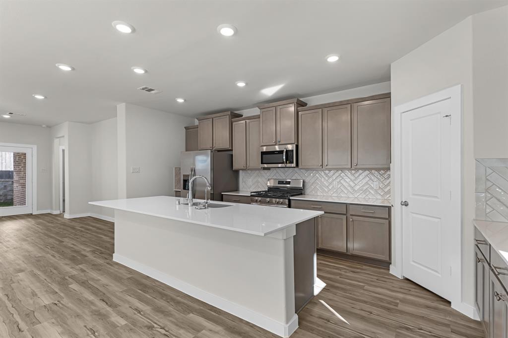 21521 Witham Promenade Lane