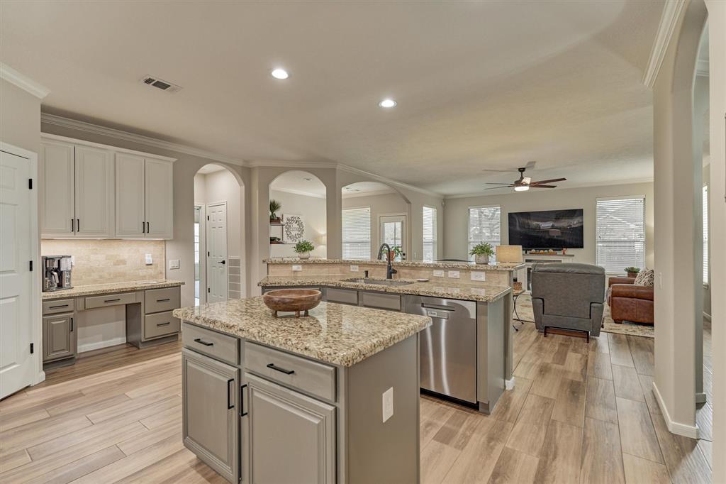 47 Paddington Court, Conroe, Texas image 22