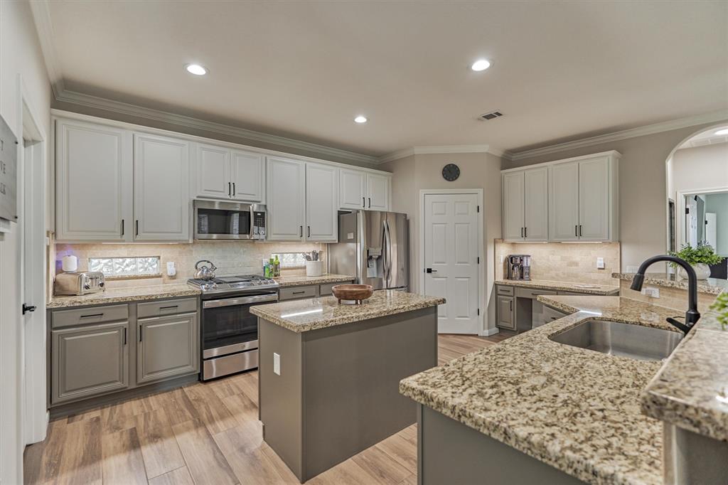 47 Paddington Court, Conroe, Texas image 18