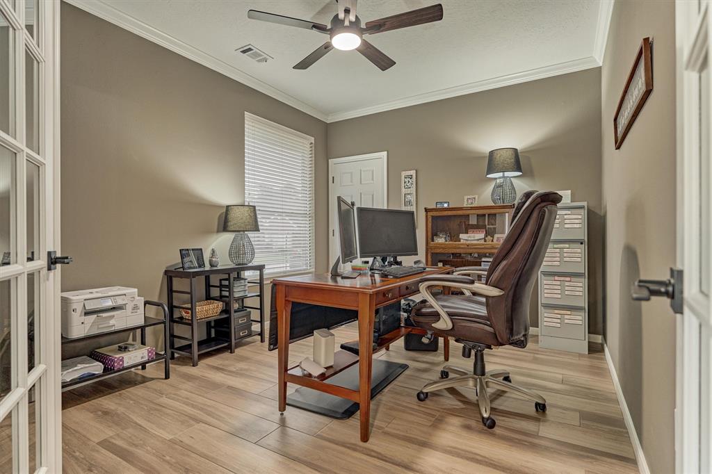 47 Paddington Court, Conroe, Texas image 8
