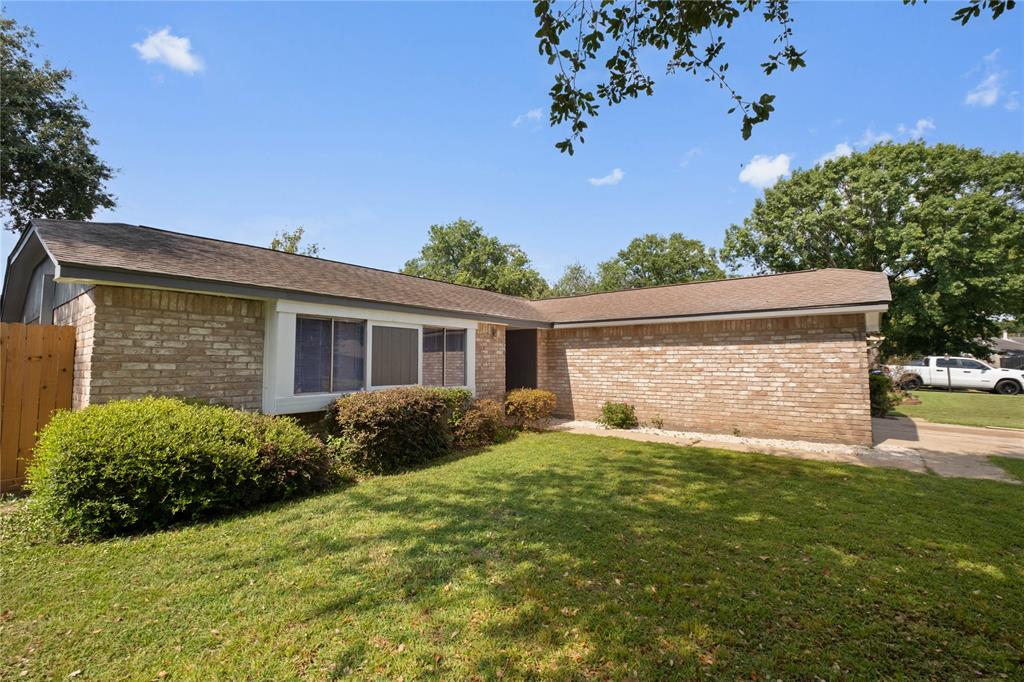 1911 Delphi Lane