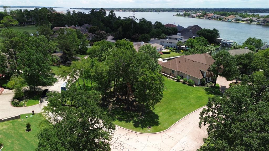 10 Bentwater Bay Circle