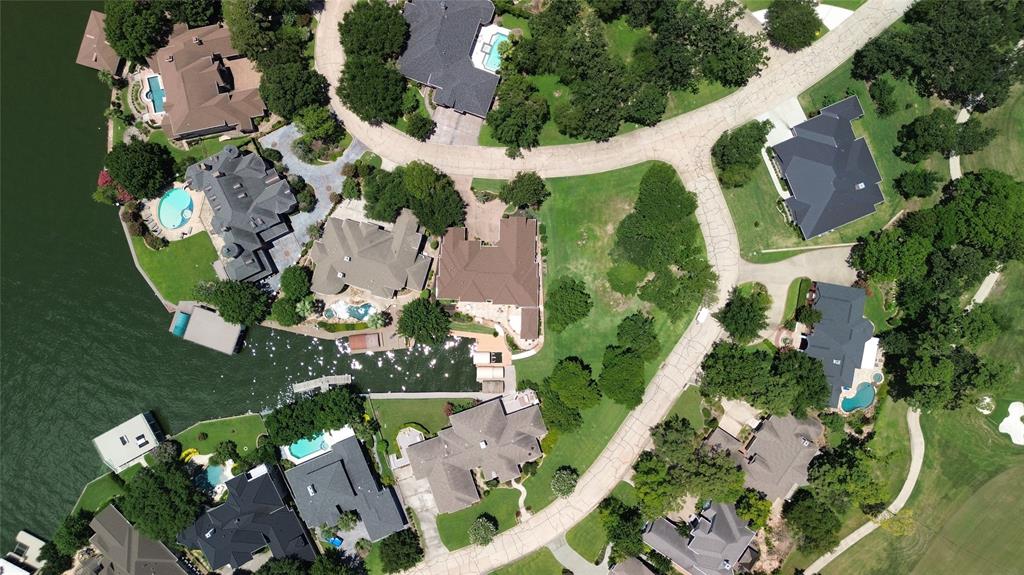 10 Bentwater Bay Circle