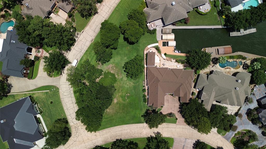 10 Bentwater Bay Circle
