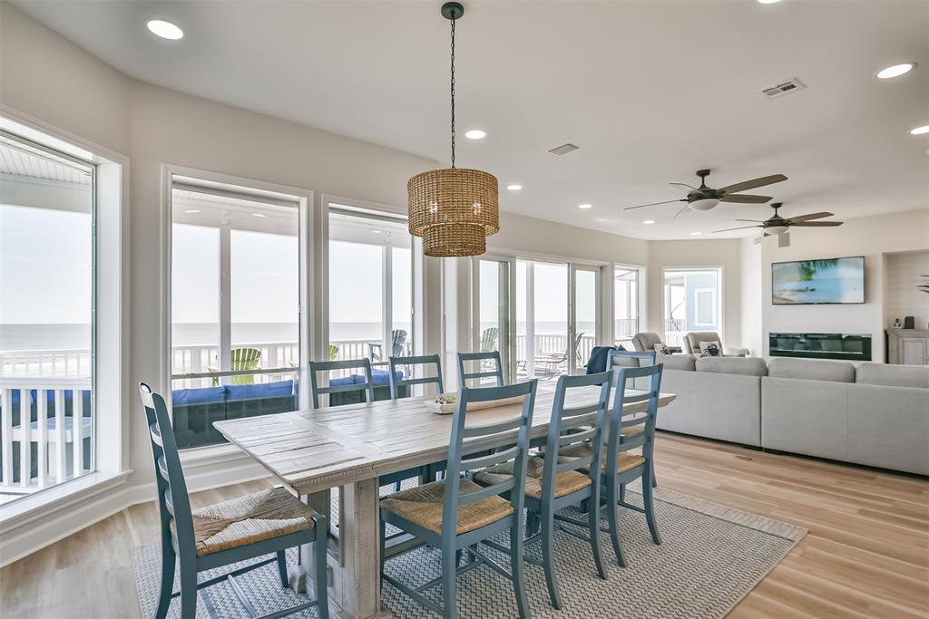 11811 Sunbather Lane, Galveston, Texas image 11