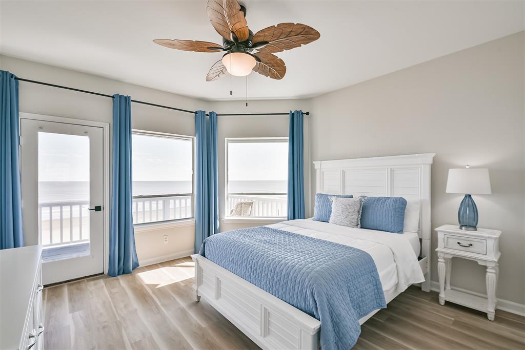 11811 Sunbather Lane, Galveston, Texas image 27