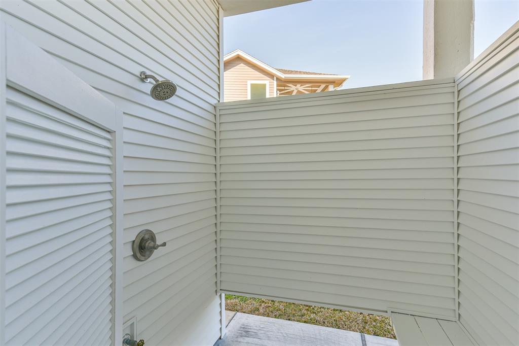 11811 Sunbather Lane, Galveston, Texas image 46