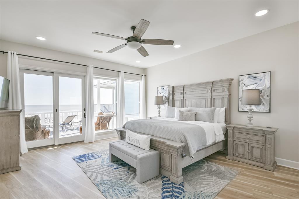 11811 Sunbather Lane, Galveston, Texas image 20