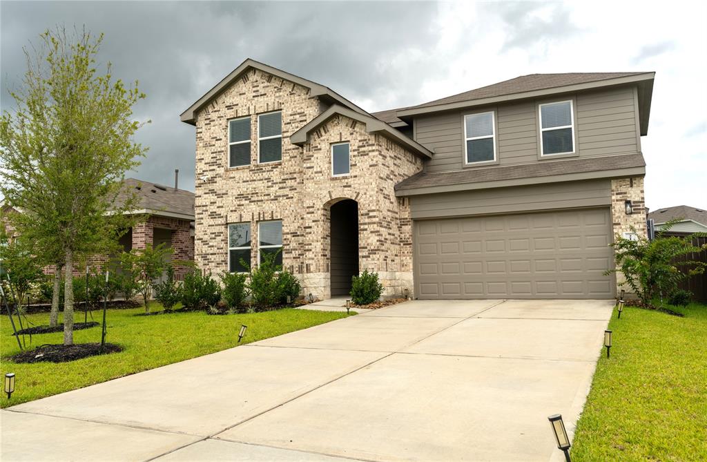 21427 Hawthorn Prairie Drive