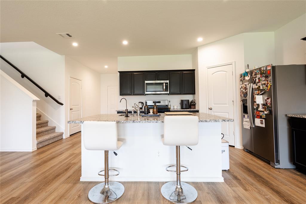 21427 Hawthorn Prairie Drive