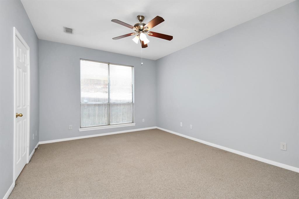 131 Lissa Lane, Sugar Land, Texas image 42