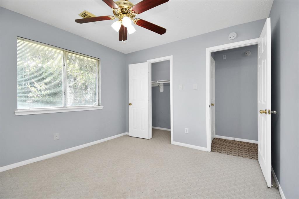 131 Lissa Lane, Sugar Land, Texas image 23