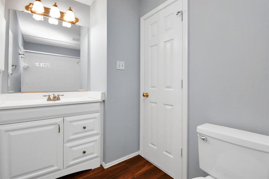 131 Lissa Lane, Sugar Land, Texas image 14