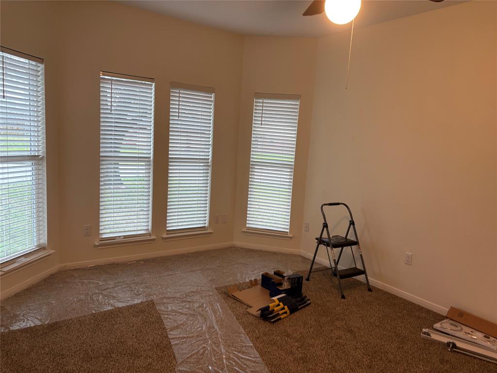 505 Huckleberry Drive, Lake Jackson, Texas image 4