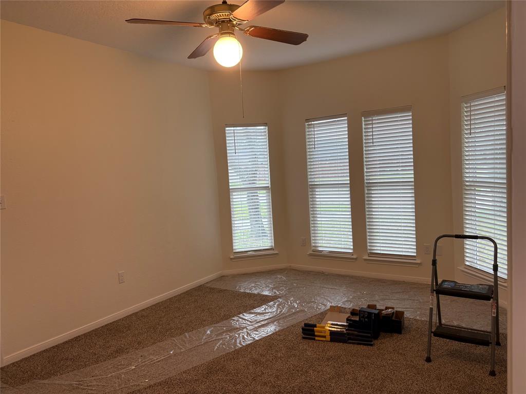 505 Huckleberry Drive, Lake Jackson, Texas image 5