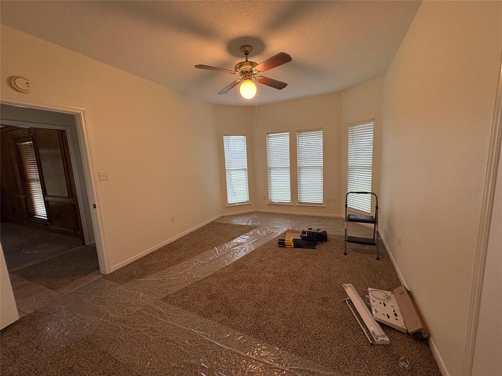 505 Huckleberry Drive, Lake Jackson, Texas image 8