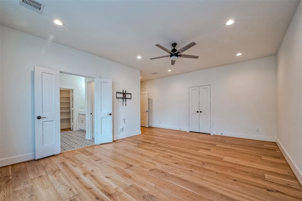 Houston, Texas 77018, United States, 4 Bedrooms Bedrooms, ,4 BathroomsBathrooms,Residential,Pending,18103