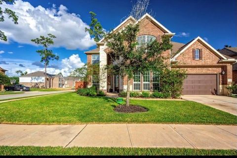 Single Family Residence in Houston TX 17124 Numid Lake Court.jpg
