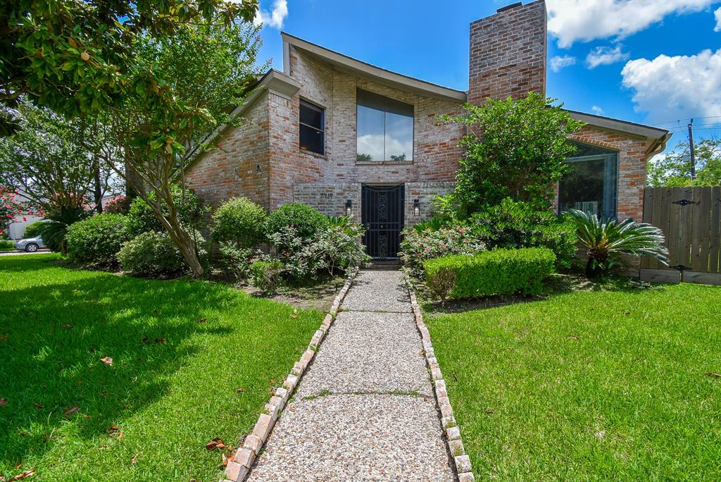7719 Apache Plume Drive