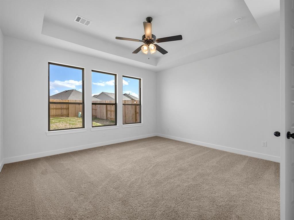 16206 Rock Hollow Bend Lane, Hockley, Texas image 9
