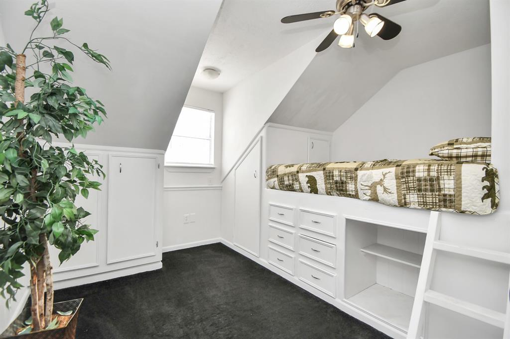 166 County Road 3892, Cleveland, Texas image 32