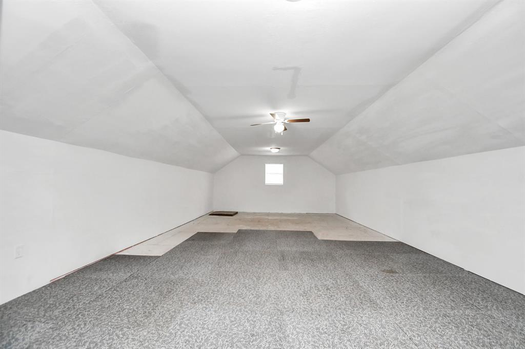 166 County Road 3892, Cleveland, Texas image 34