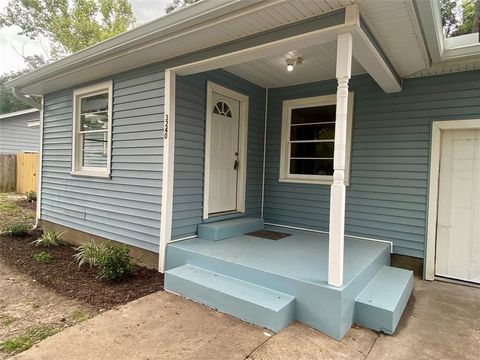 A home in Bay City