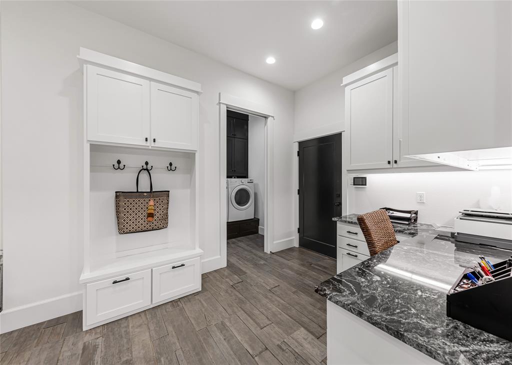 5211 Flint Hills Drive, College Station, Texas image 33