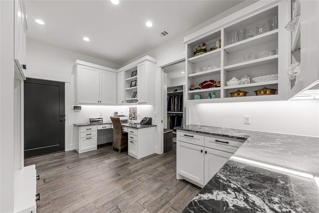 5211 Flint Hills Drive, College Station, Texas image 36