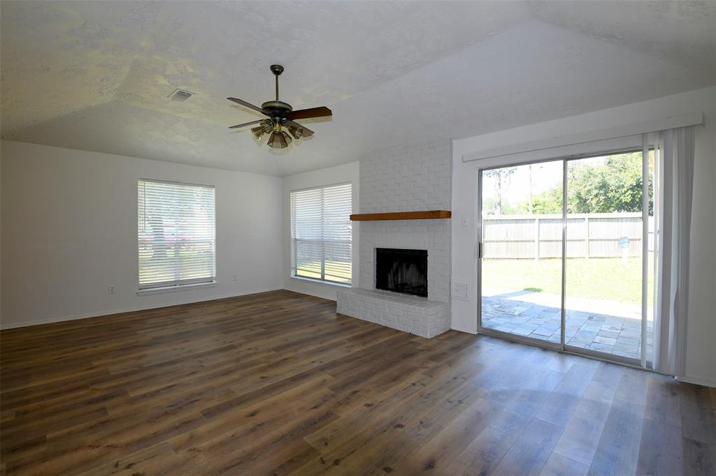 18811 Pine Trace Court, Humble, Texas image 15