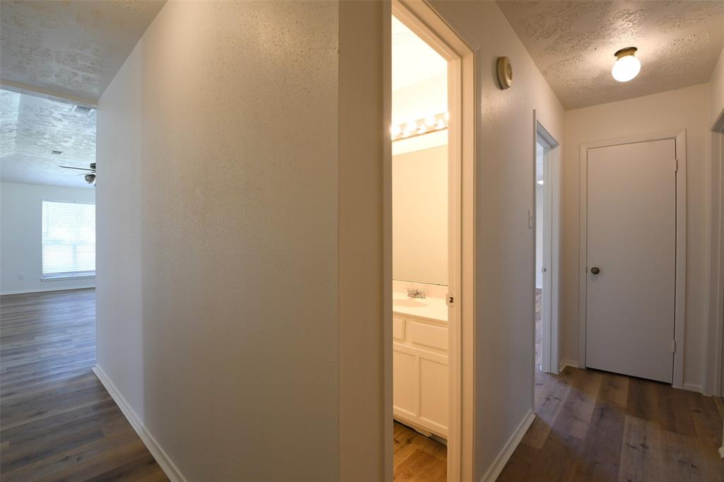 18811 Pine Trace Court, Humble, Texas image 22