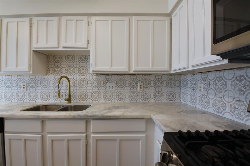 18811 Pine Trace Court, Humble, Texas image 19