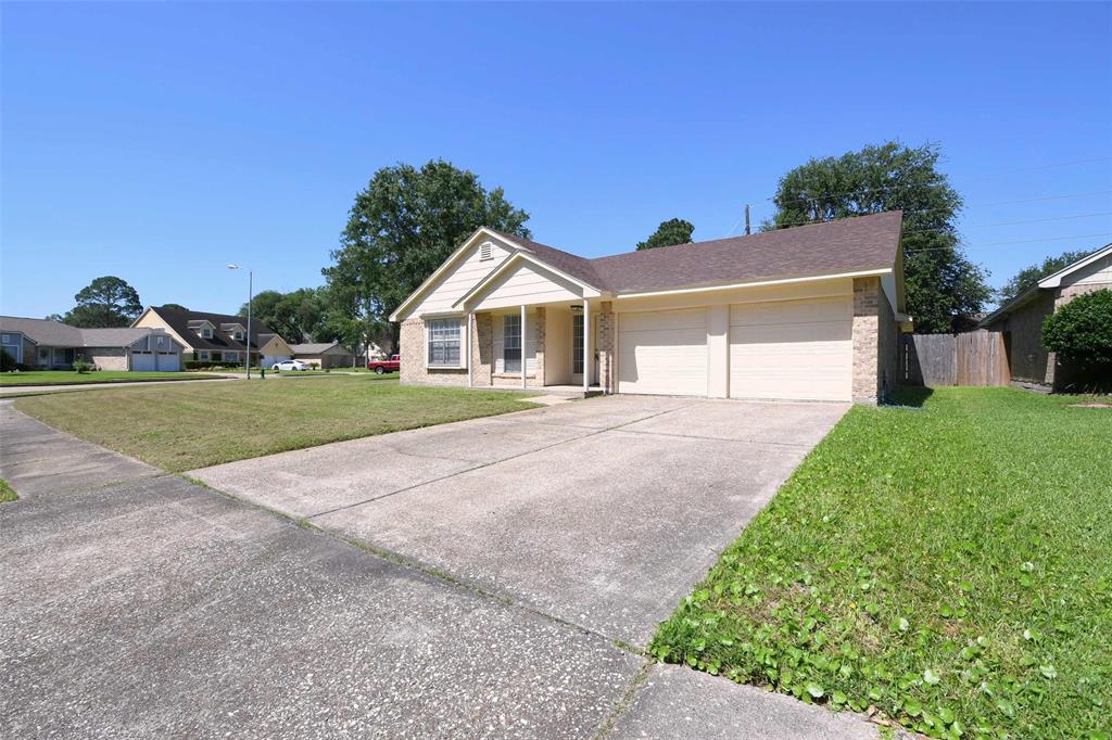 18811 Pine Trace Court, Humble, Texas image 3