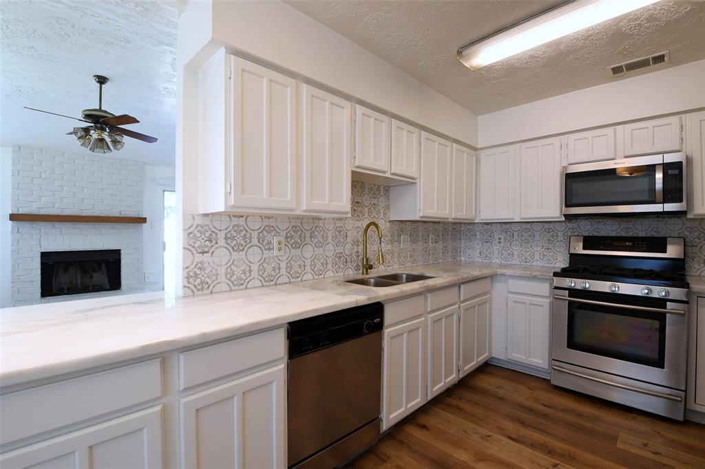 18811 Pine Trace Court, Humble, Texas image 16
