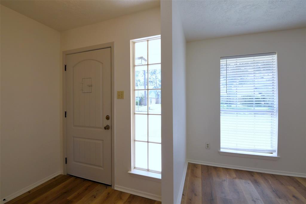 18811 Pine Trace Court, Humble, Texas image 5