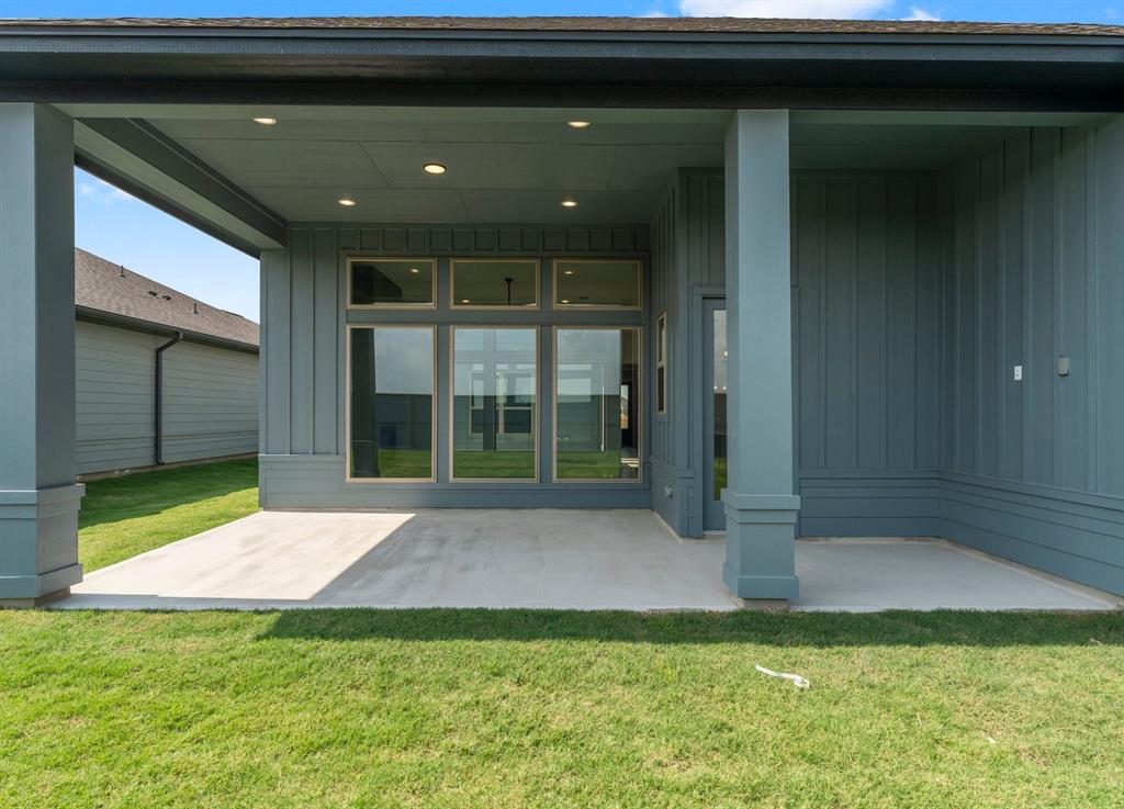 32510 Ebony Jewelwing Court, Fulshear, Texas image 19
