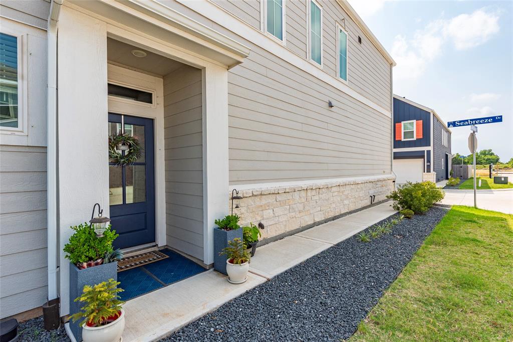 614 Seabreeze Drive, Kemah, Texas image 3