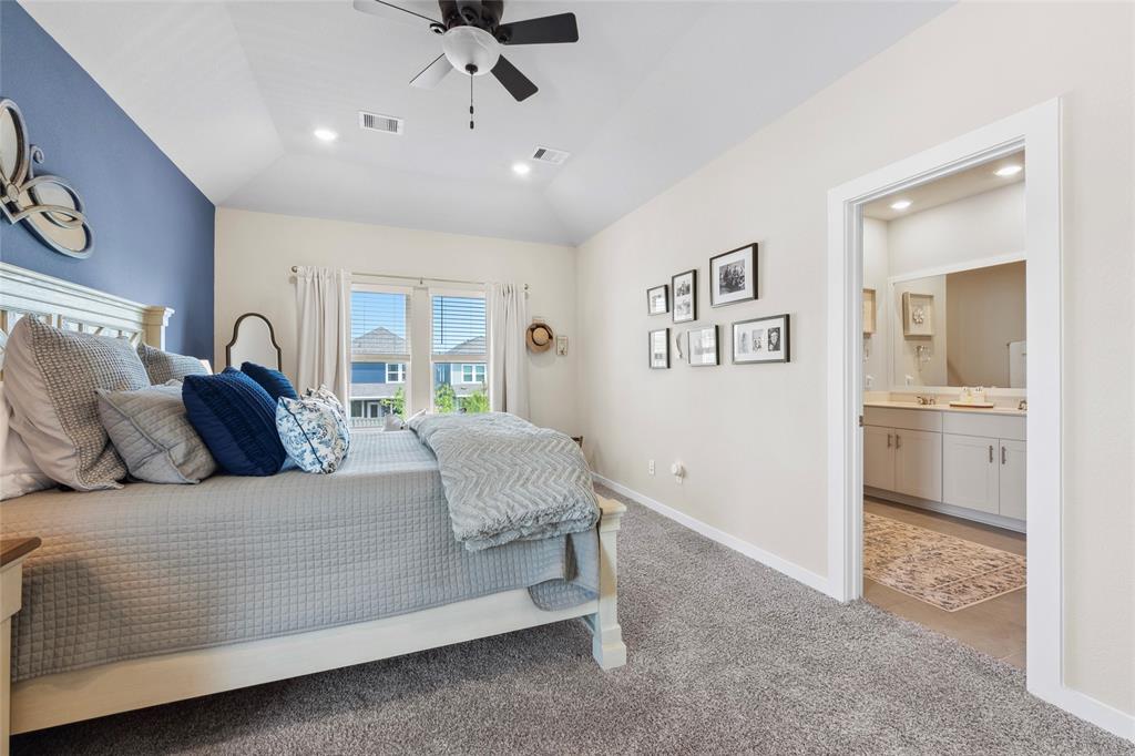 614 Seabreeze Drive, Kemah, Texas image 17