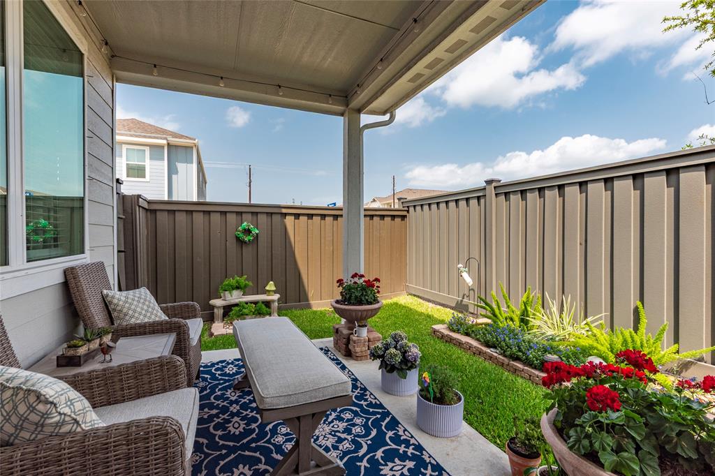614 Seabreeze Drive, Kemah, Texas image 27