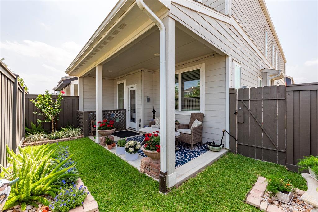 614 Seabreeze Drive, Kemah, Texas image 25