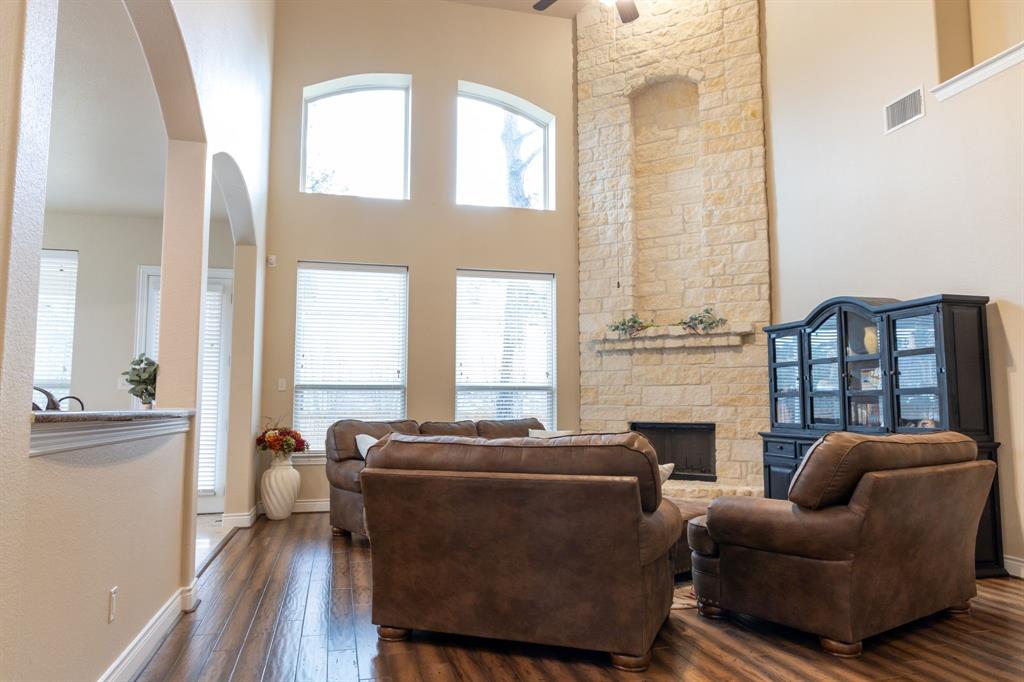 22214 Pine Tree Drive, Tomball, Texas image 10