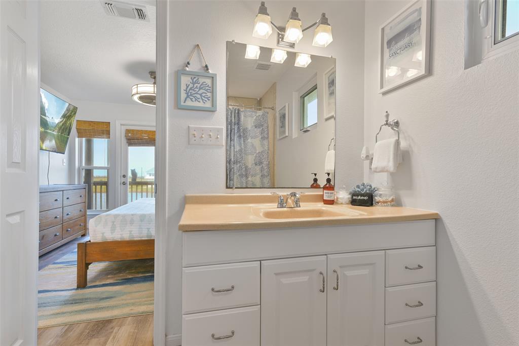 4003 Indian Beach Drive, Galveston, Texas image 20