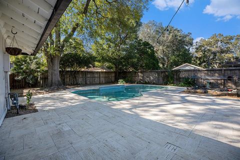 A home in Nassau Bay