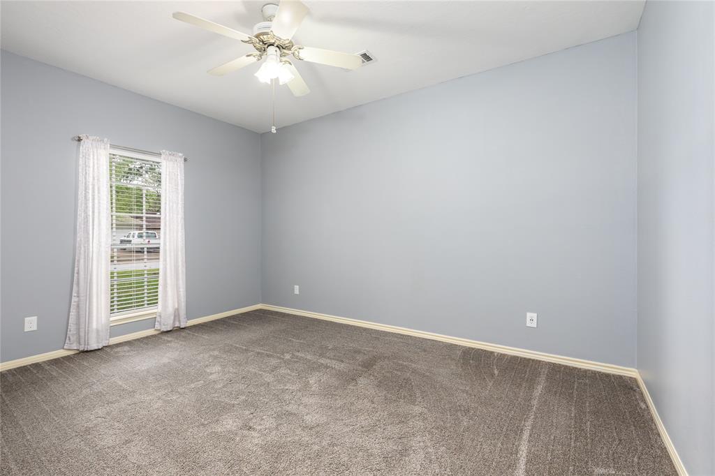 7127 Chickasaw Street, Baytown, Texas image 18