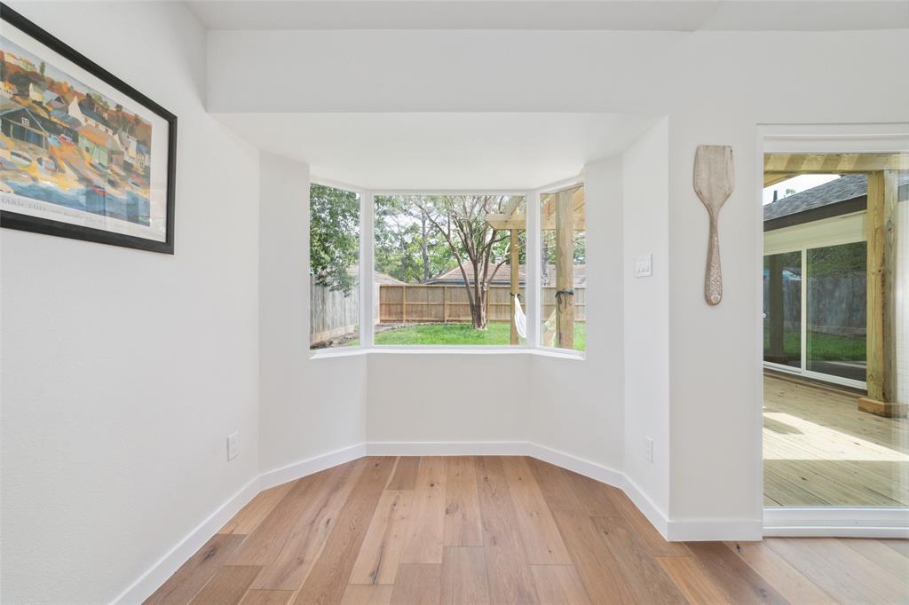 2618 Pine Village Drive, Houston, Texas image 12